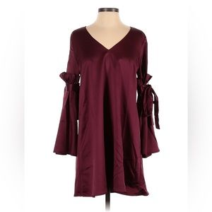 Gianni Bini burgundy V-neck slip dress